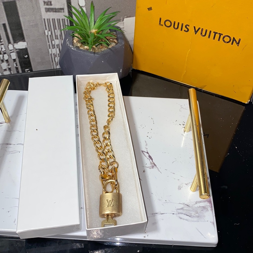Authentic Louis Vuitton Lock Only on Chain - Picture 2 of 8